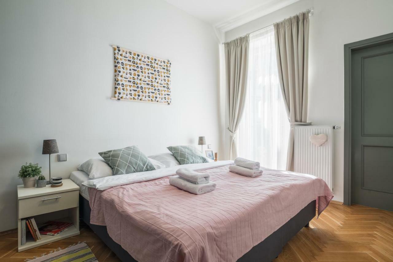 Art Apartments Prague II Kültér fotó