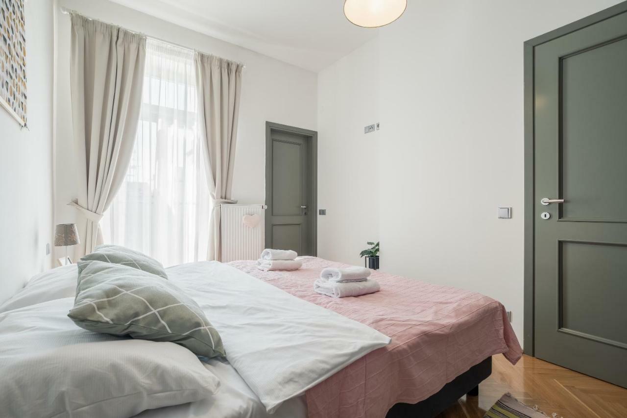 Art Apartments Prague II Kültér fotó