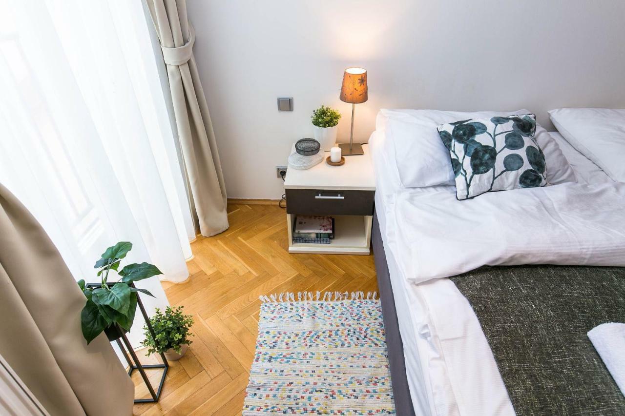 Art Apartments Prague II Kültér fotó